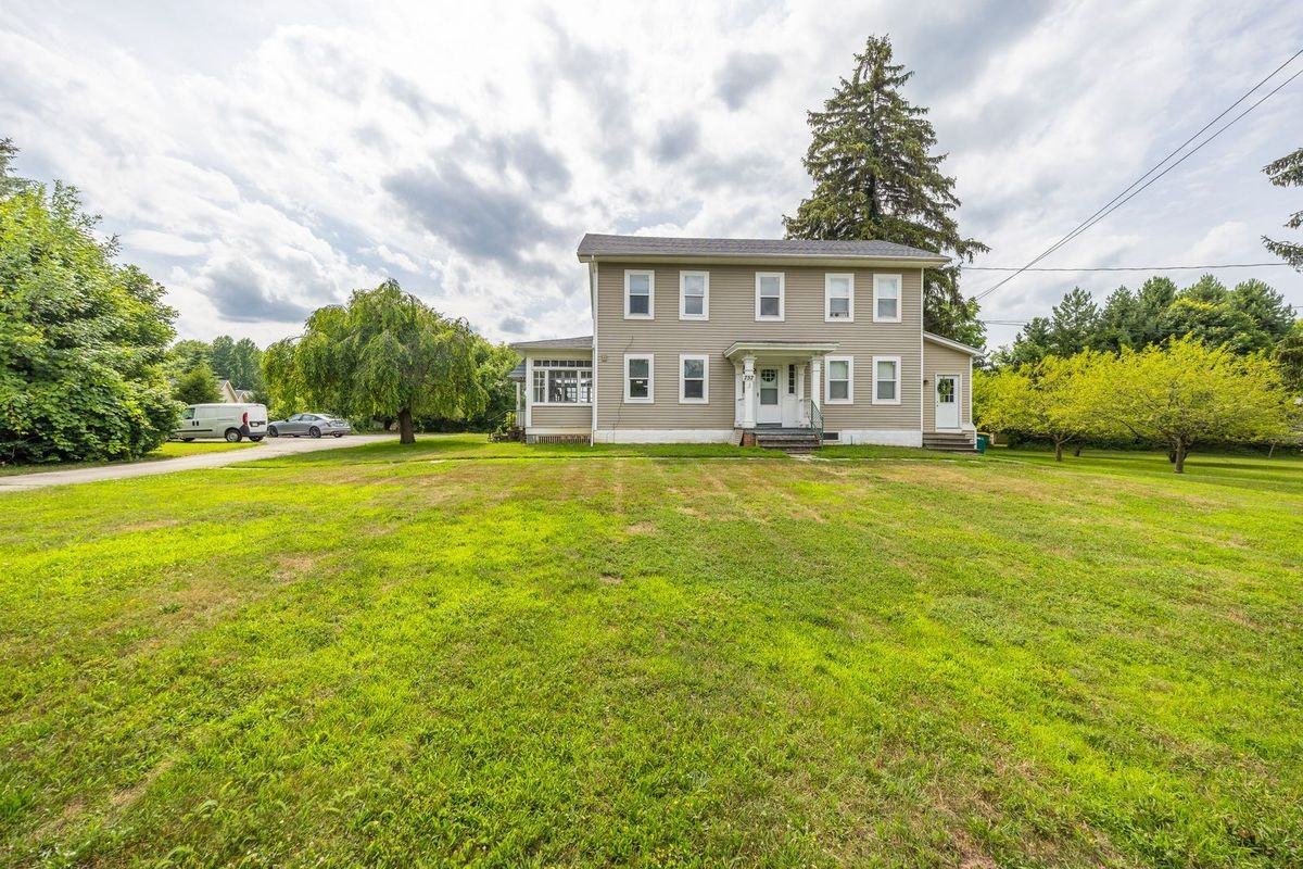 757 Holt Rd - Photo 2 of 44