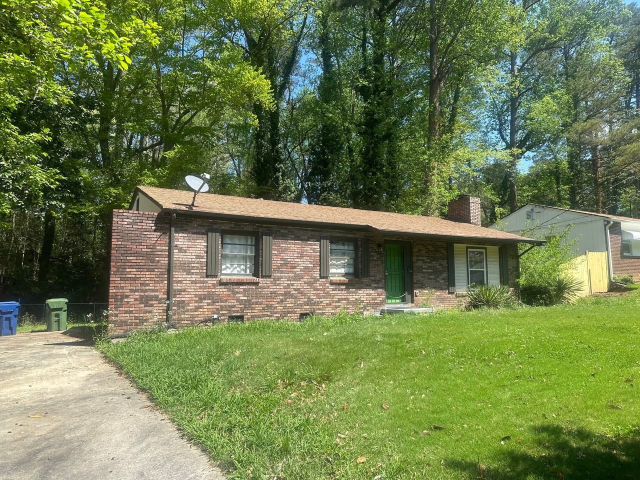 2740 Santa Barbara Dr Nw - Photo 2 of 25