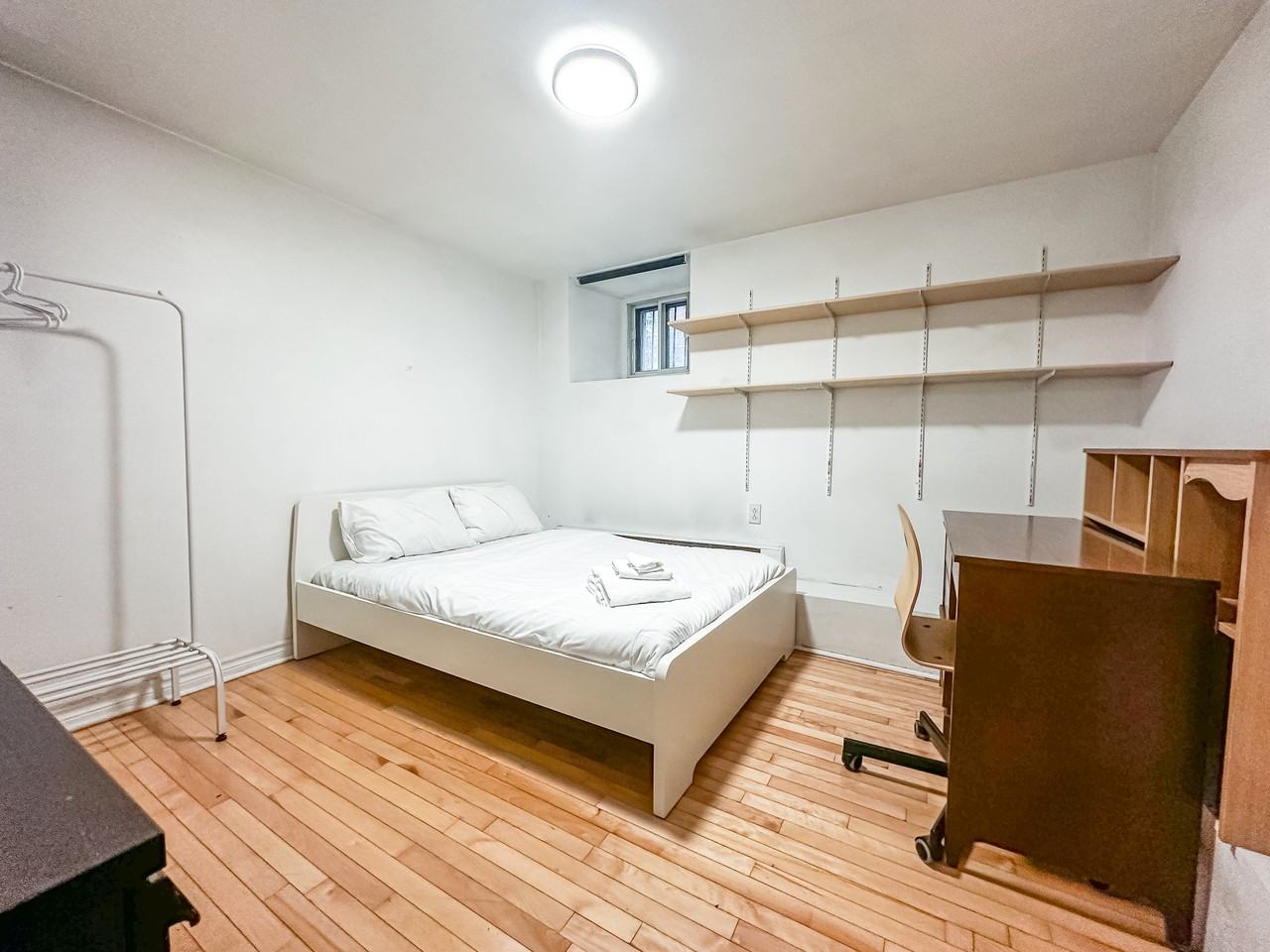 376 Rue Milton - Photo 6 of 14