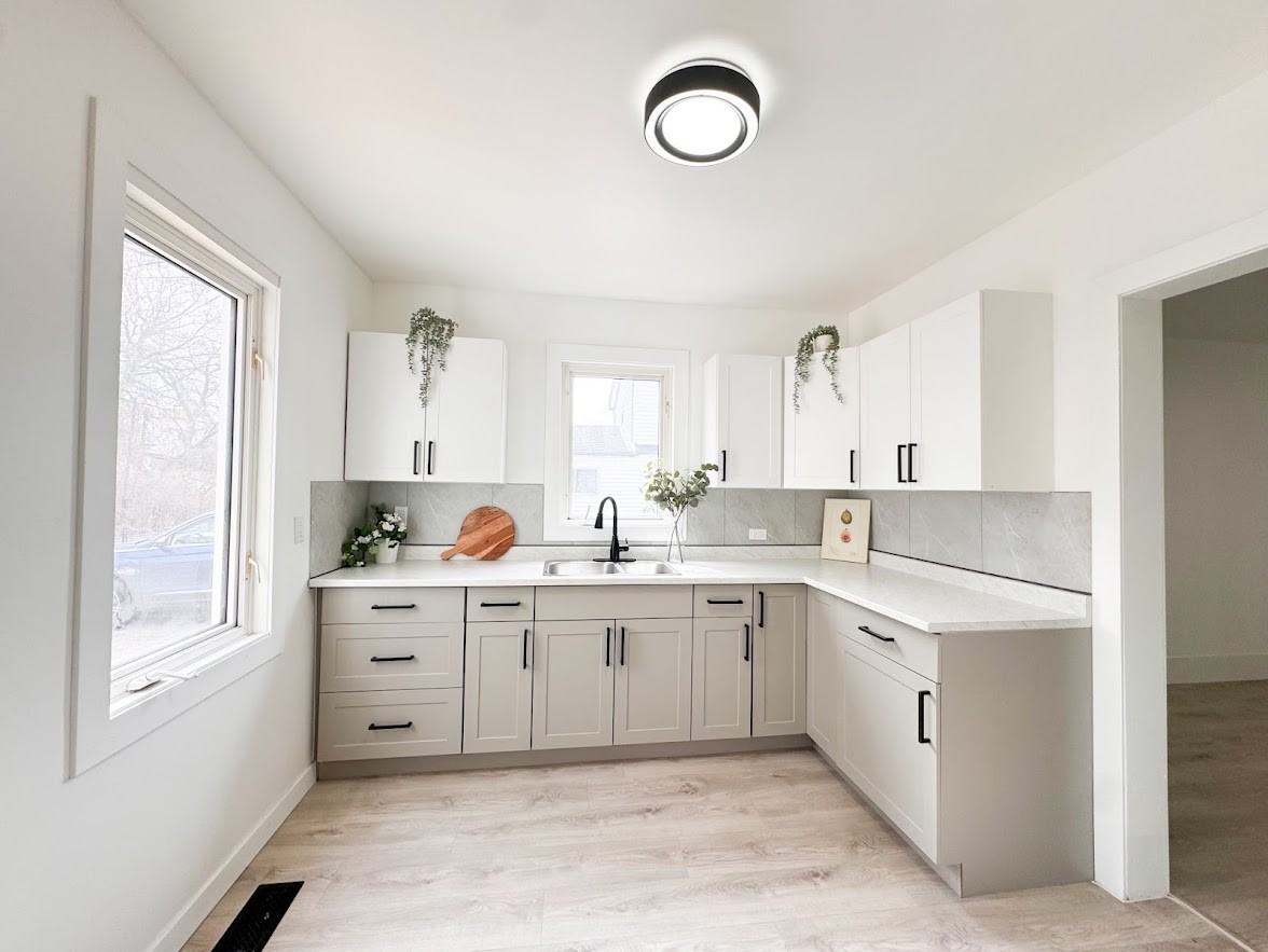 152 William St - Photo 3 of 10