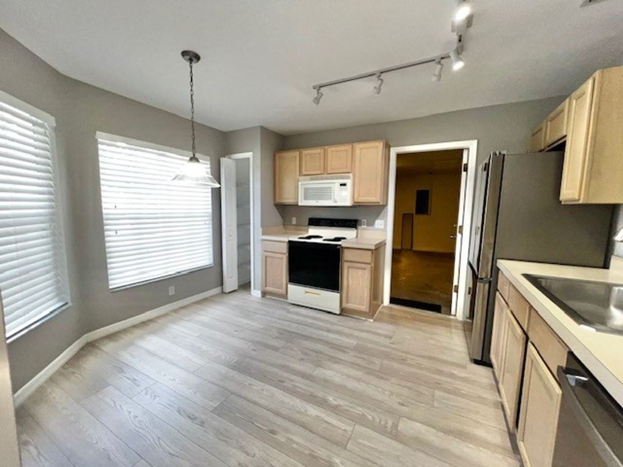 2024 Donegan Pl - Photo 6 of 50
