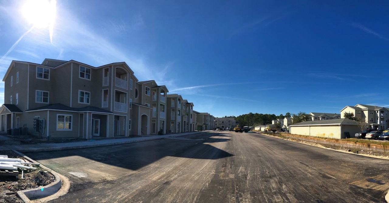 Waters Ridge Apartments - Photo 3 of 6