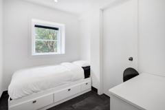 1290 Avenue des Pins Ouest - Photo 1 of 1