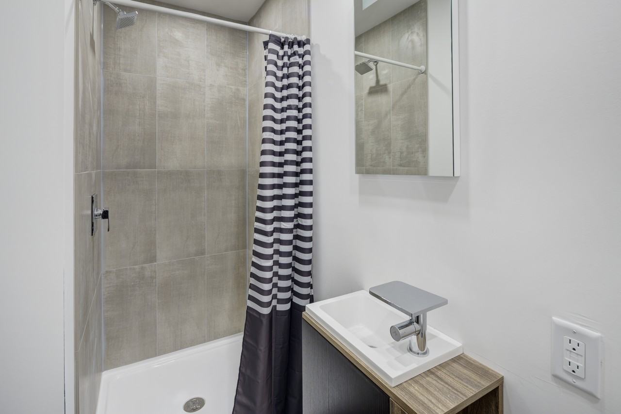1290 Avenue des Pins Ouest - Photo 9