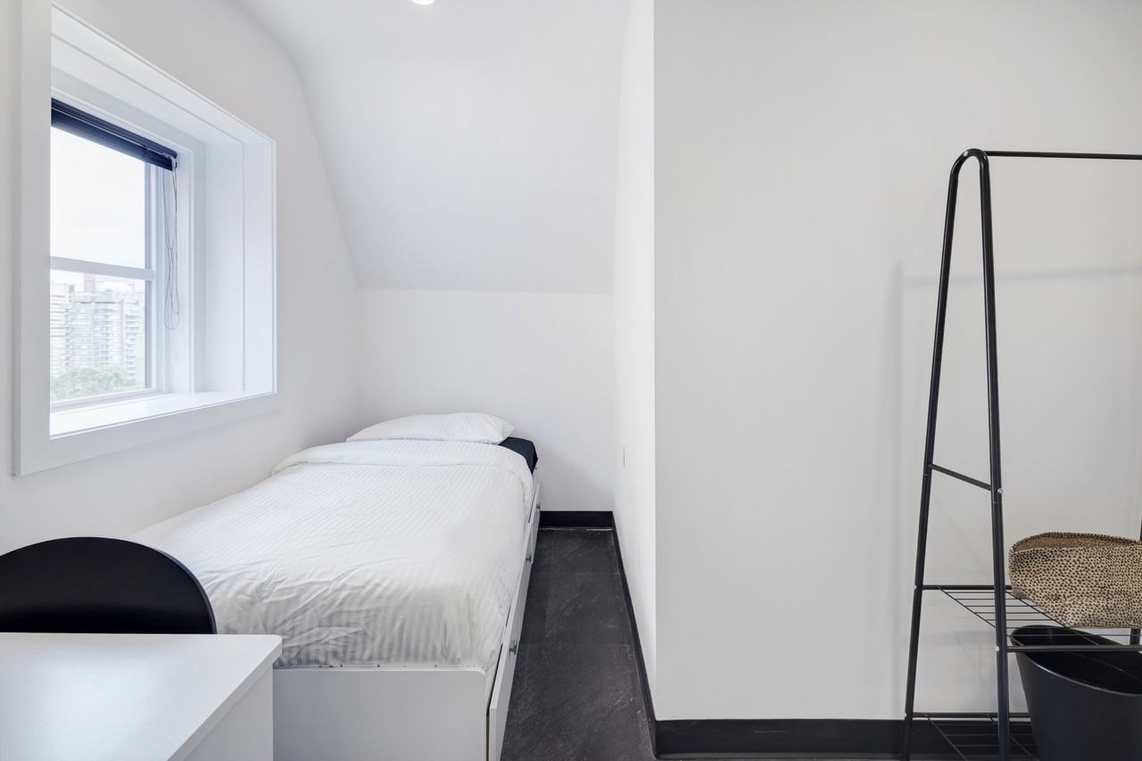 1290 Avenue des Pins Ouest - Photo 13