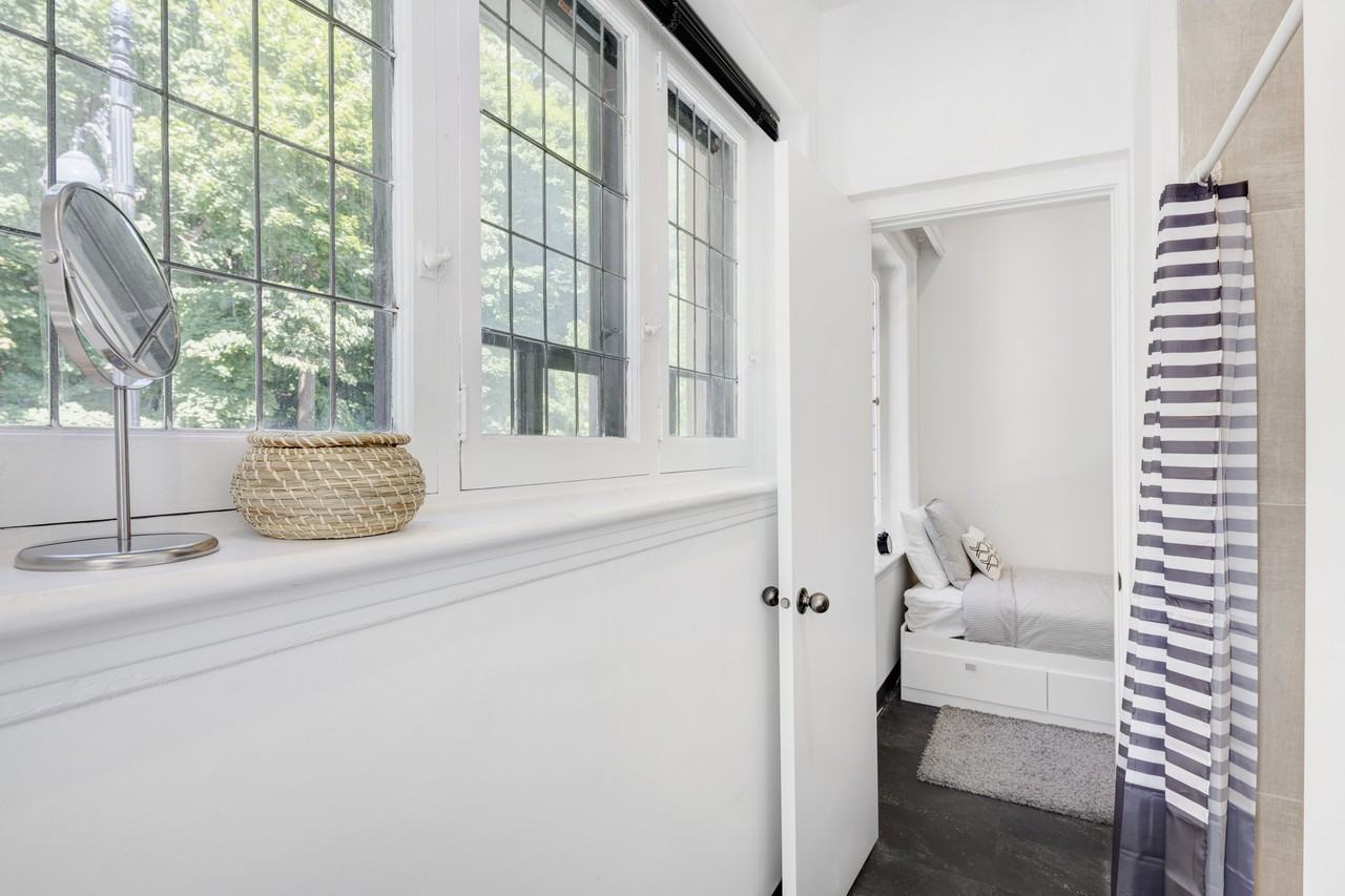 1290 Avenue des Pins Ouest - Photo 29
