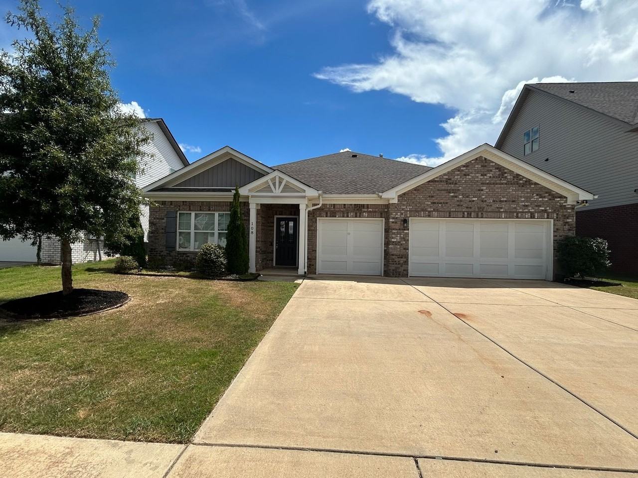 108 Bridgemill Ave - Photo 2 of 48