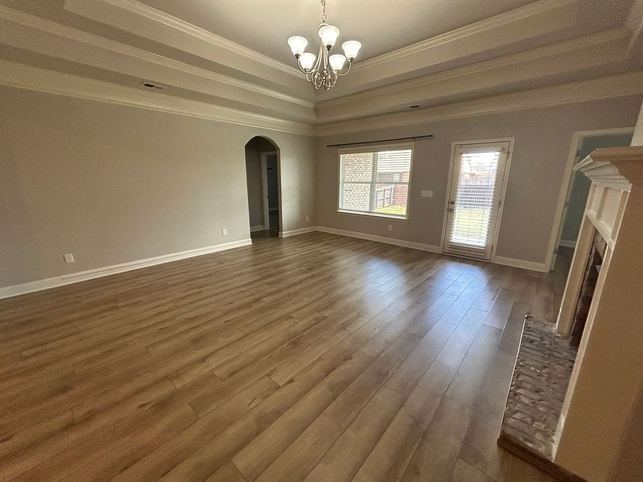 108 Bridgemill Ave - Photo 7 of 48