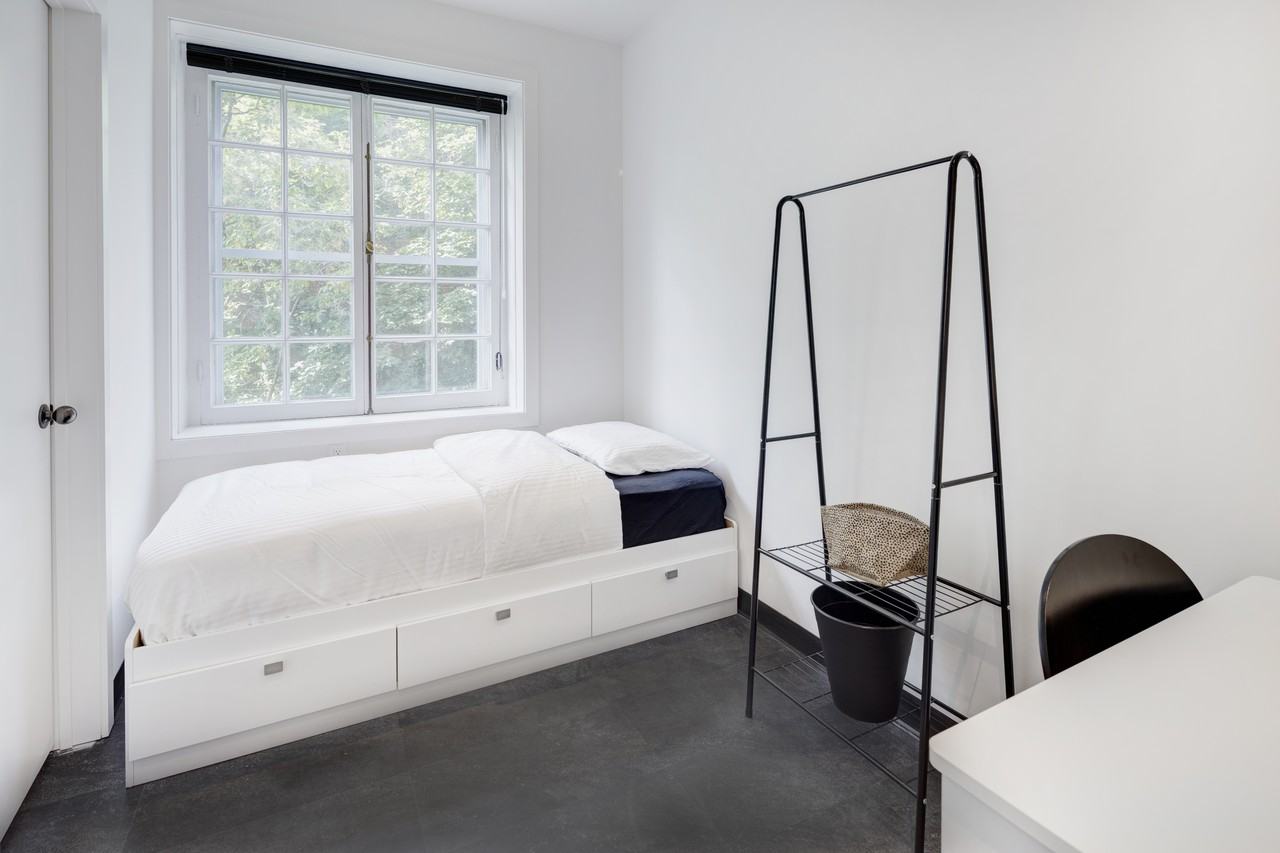 1290 Avenue des Pins Ouest - Photo 32