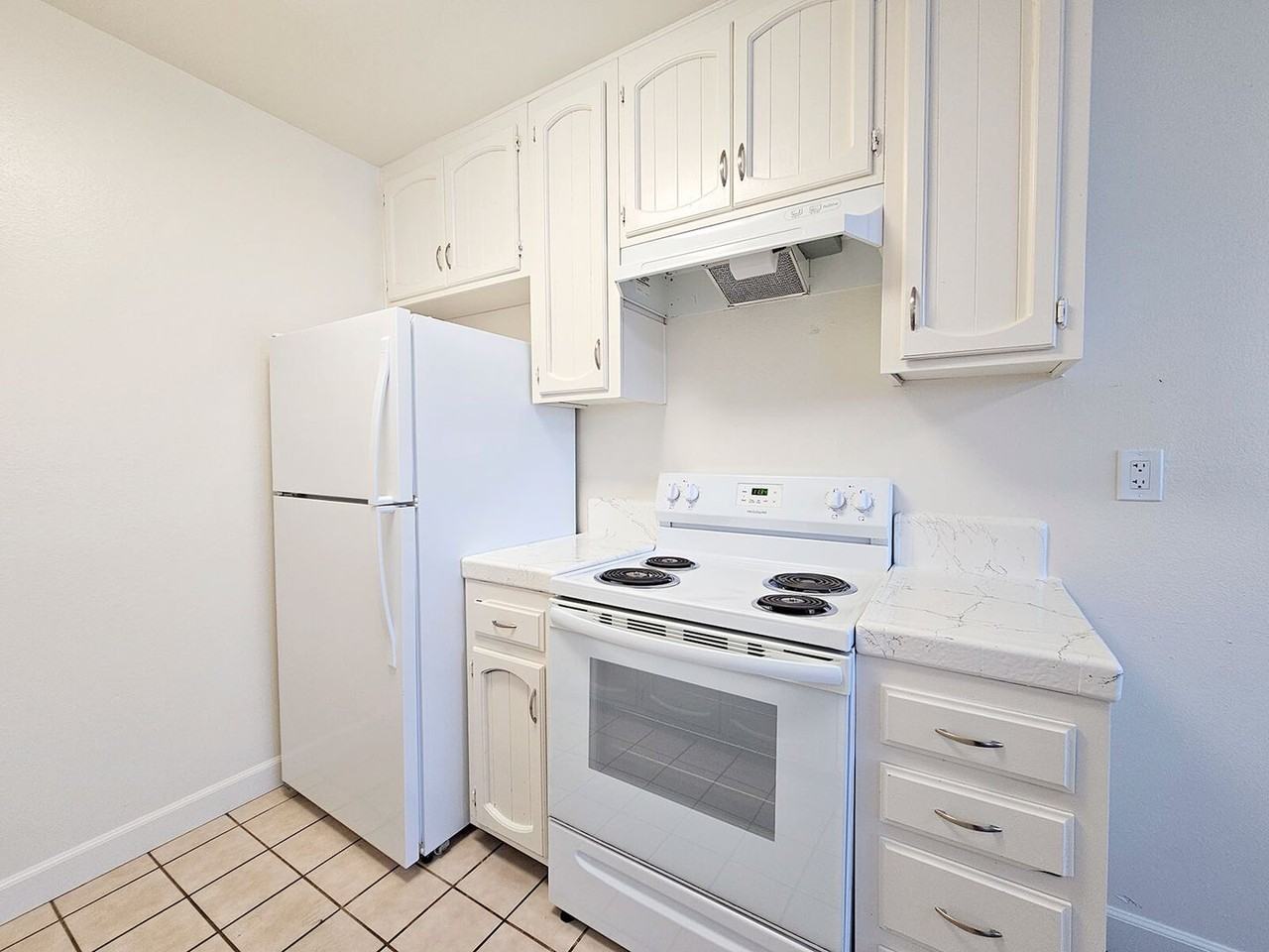 Royal Gardens - Photo 6 of 21