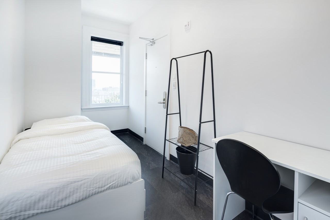 1290 Avenue des Pins Ouest - Photo 47