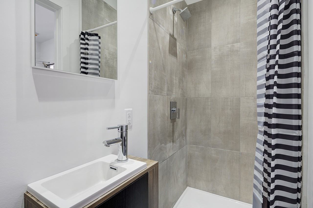 1290 Avenue des Pins Ouest - Photo 52