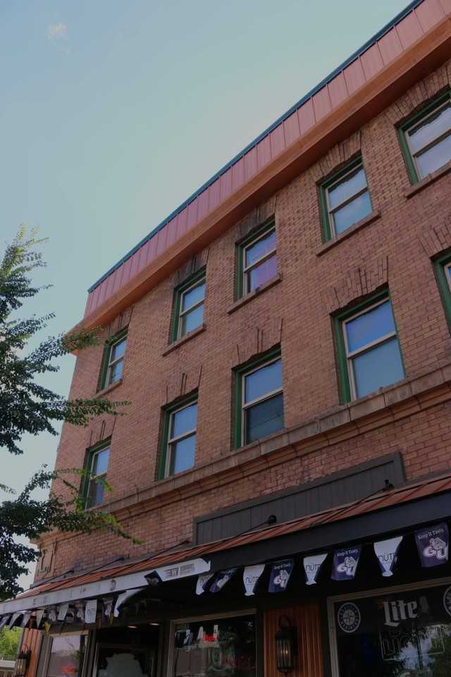 Mark on Monroe - Photo 3 of 16