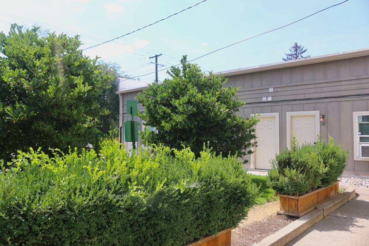 Astor Terrace - Photo 7 of 7