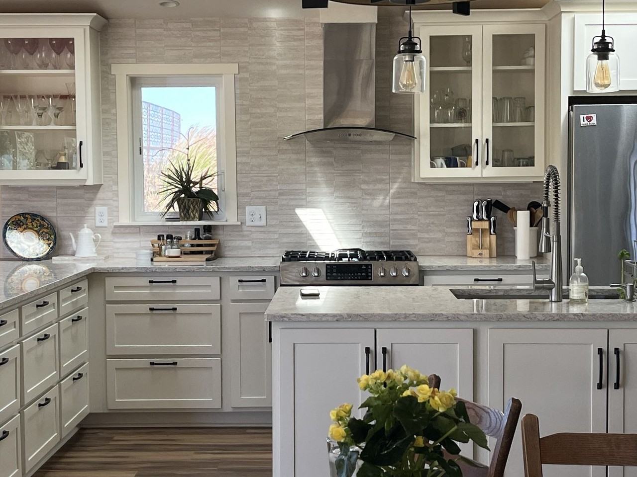 17558 Plainview Ct - Photo 2 of 21