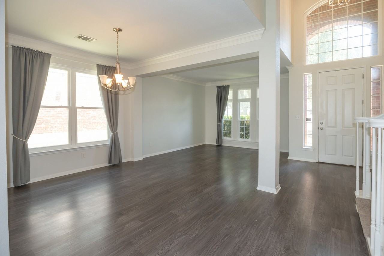 20106 Canterwood Ln - Photo 3 of 30