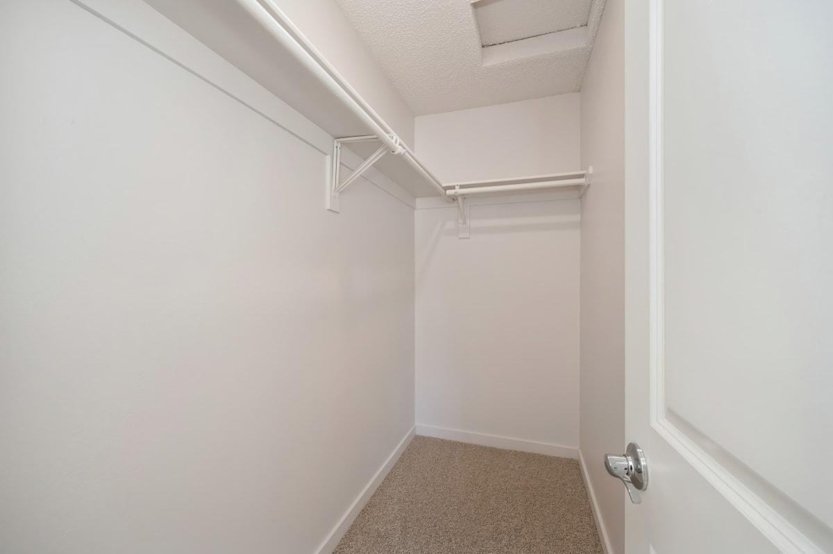 43100 30th St W - Photo 5 of 34