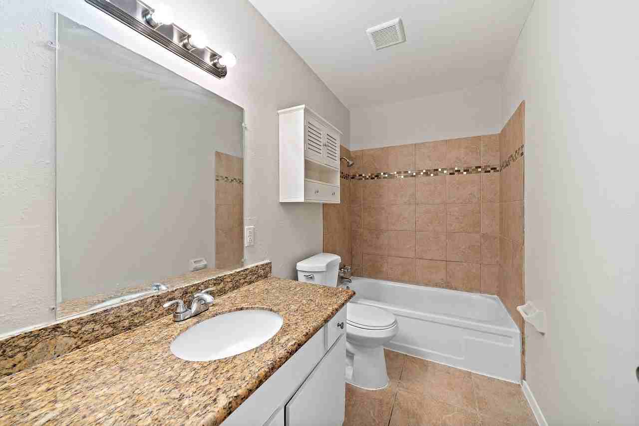 3236 Scotch Moss Ln - Photo 5 of 10