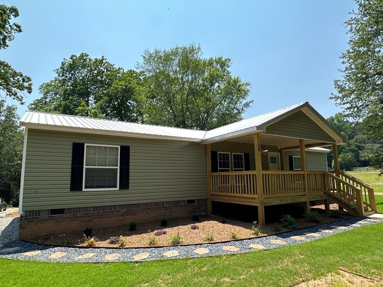 12 Elias Hayes Trl - Photo 3 of 20