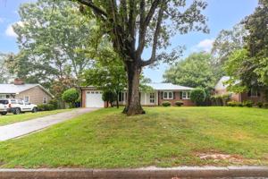 featured image of 736 S Westview Dr
