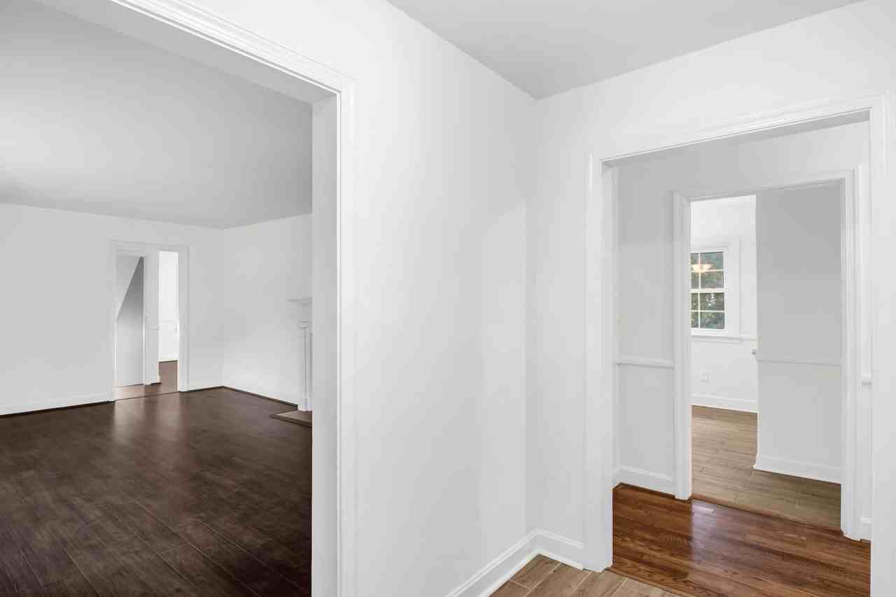 736 S Westview Dr - Photo 5 of 31