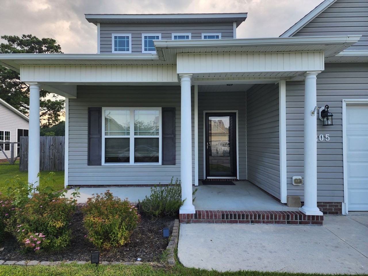 205 Channel Marker Loop - Photo 3 of 47