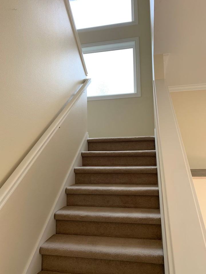 1102 Kirkland Ave - Photo 3 of 25