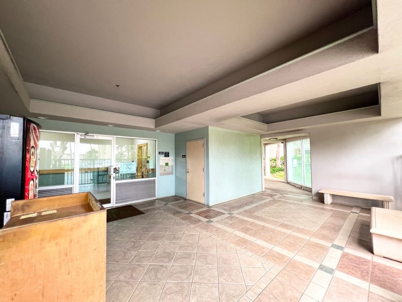 1448 Young St #1411 - Photo 4 of 7
