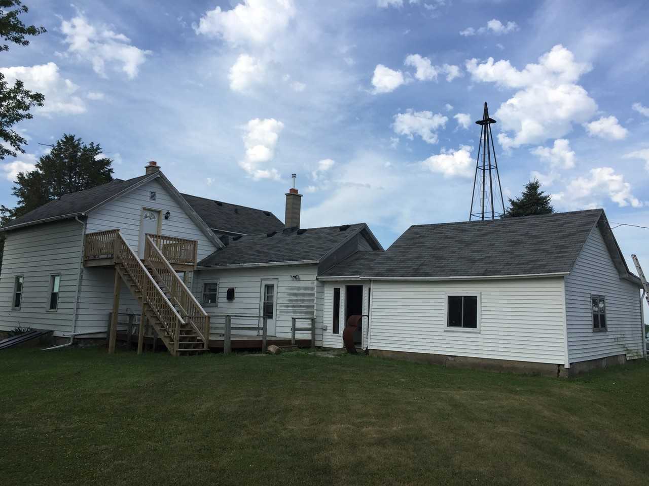 w3344 Hoffman Road - Photo 2 of 16