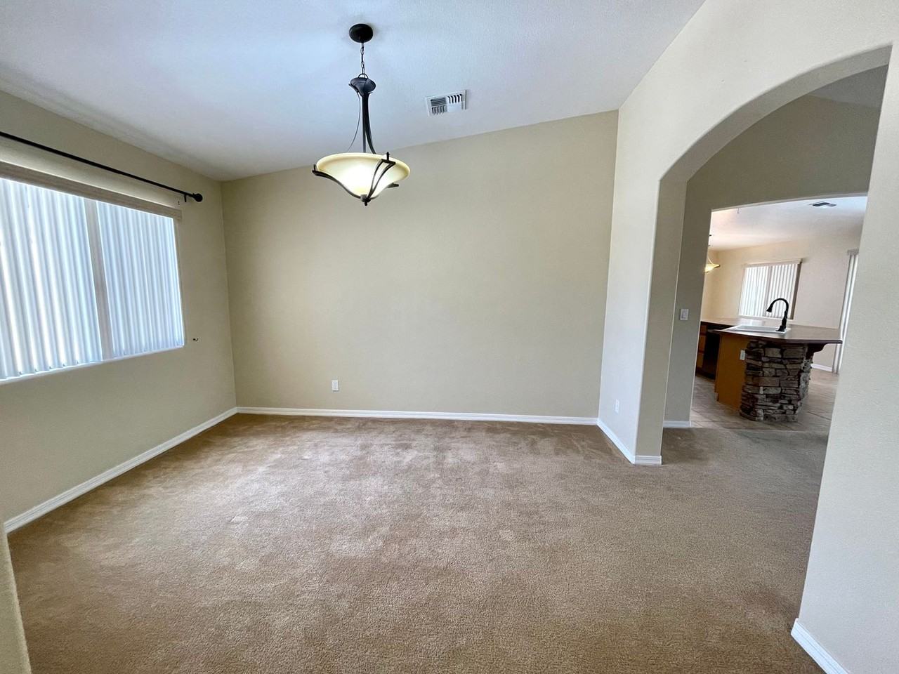 3902 Heather Ave - Photo 7 of 42