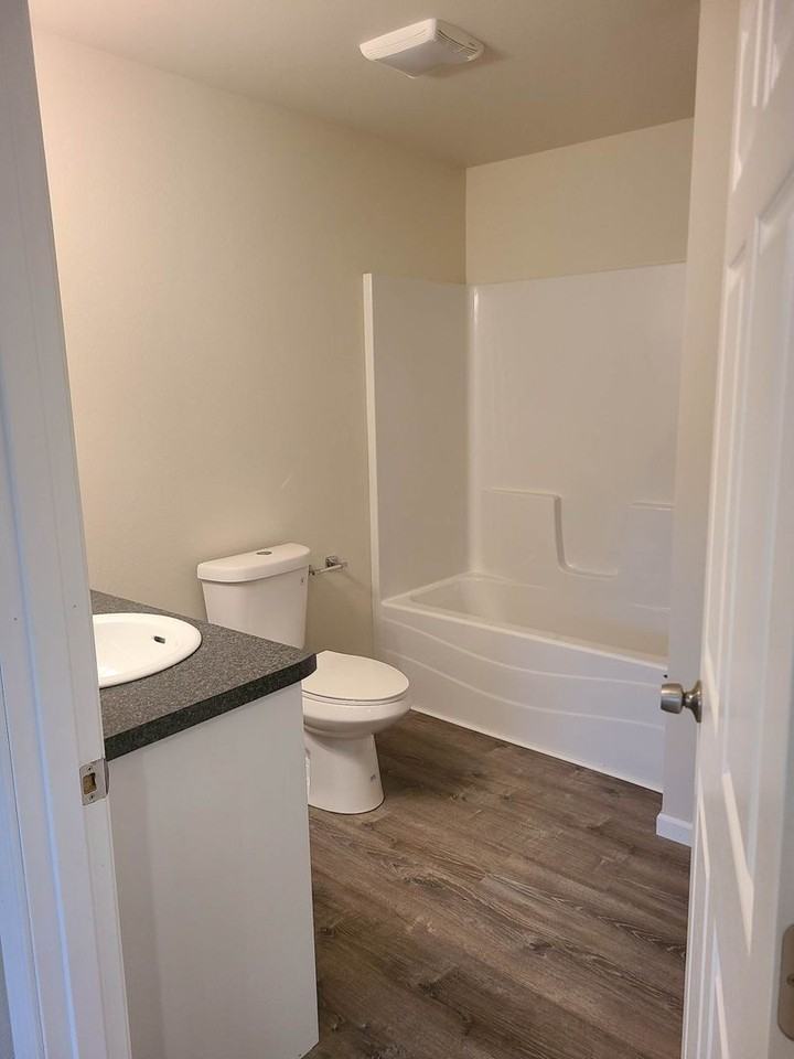 4959 Well Rd - Photo 2 of 8