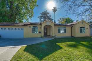6518 Peach Ave - Photo 1 of 1