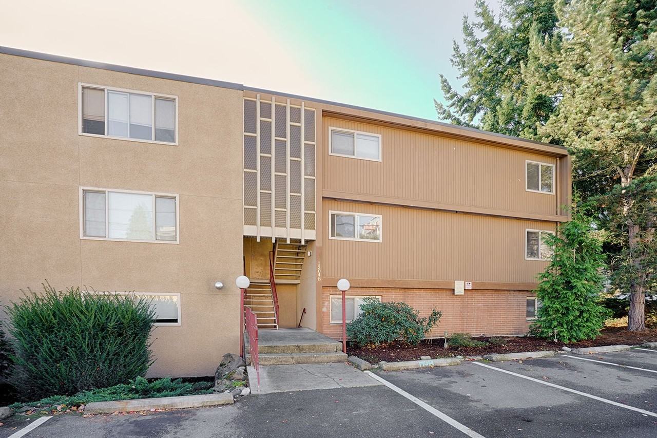 The Willows Apartments - Photo 2 of 4