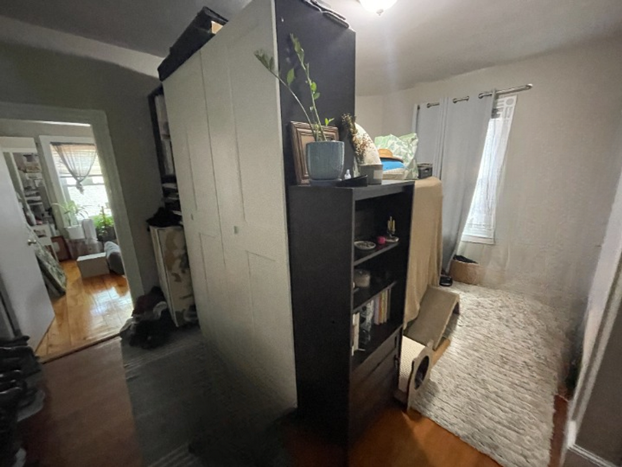 12 Lincoln St - Photo 4 of 9