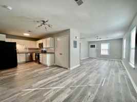 featured image of 901 901 / 903 Allen St