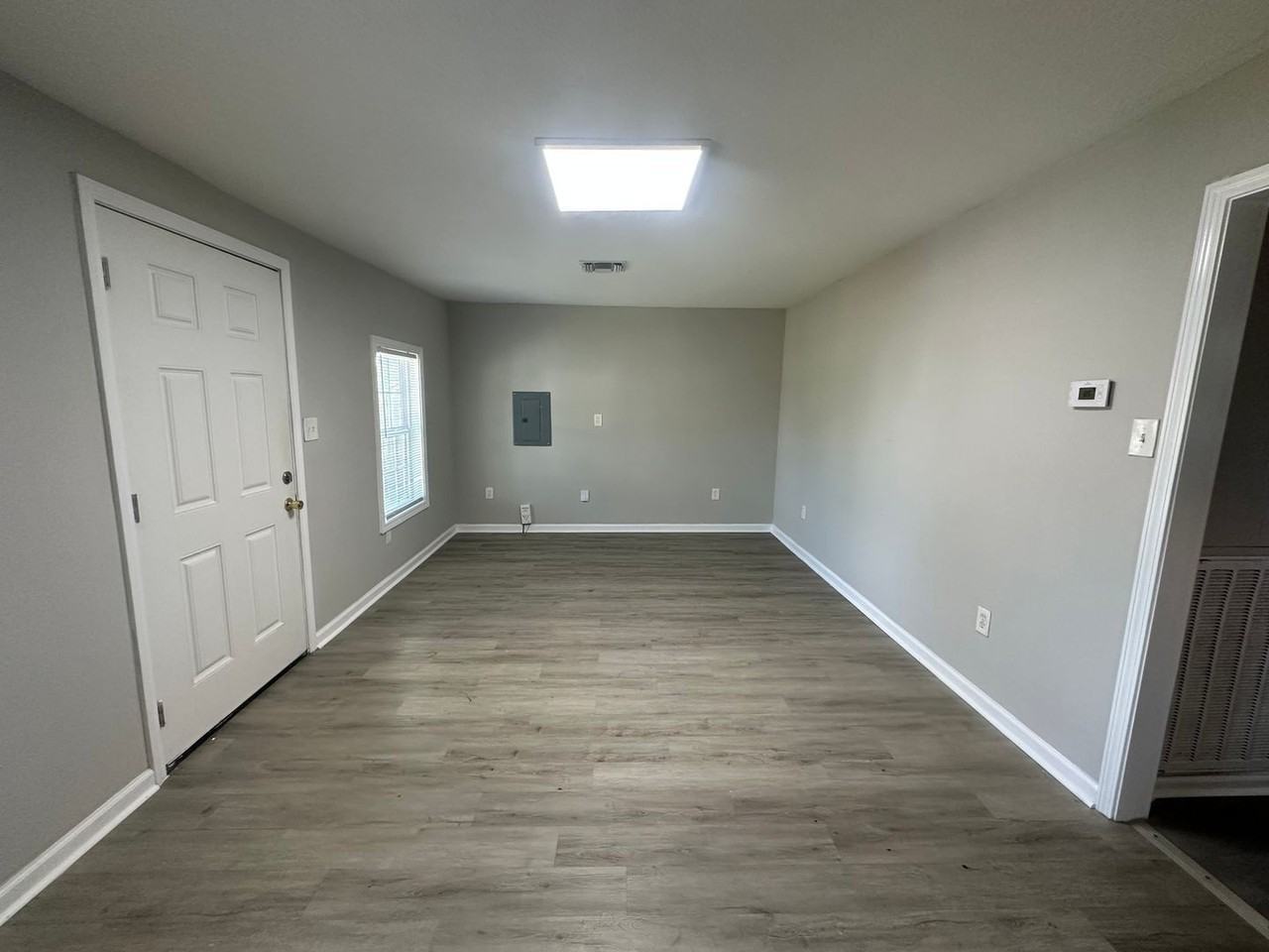 1018 Falls St - Photo 2 of 6