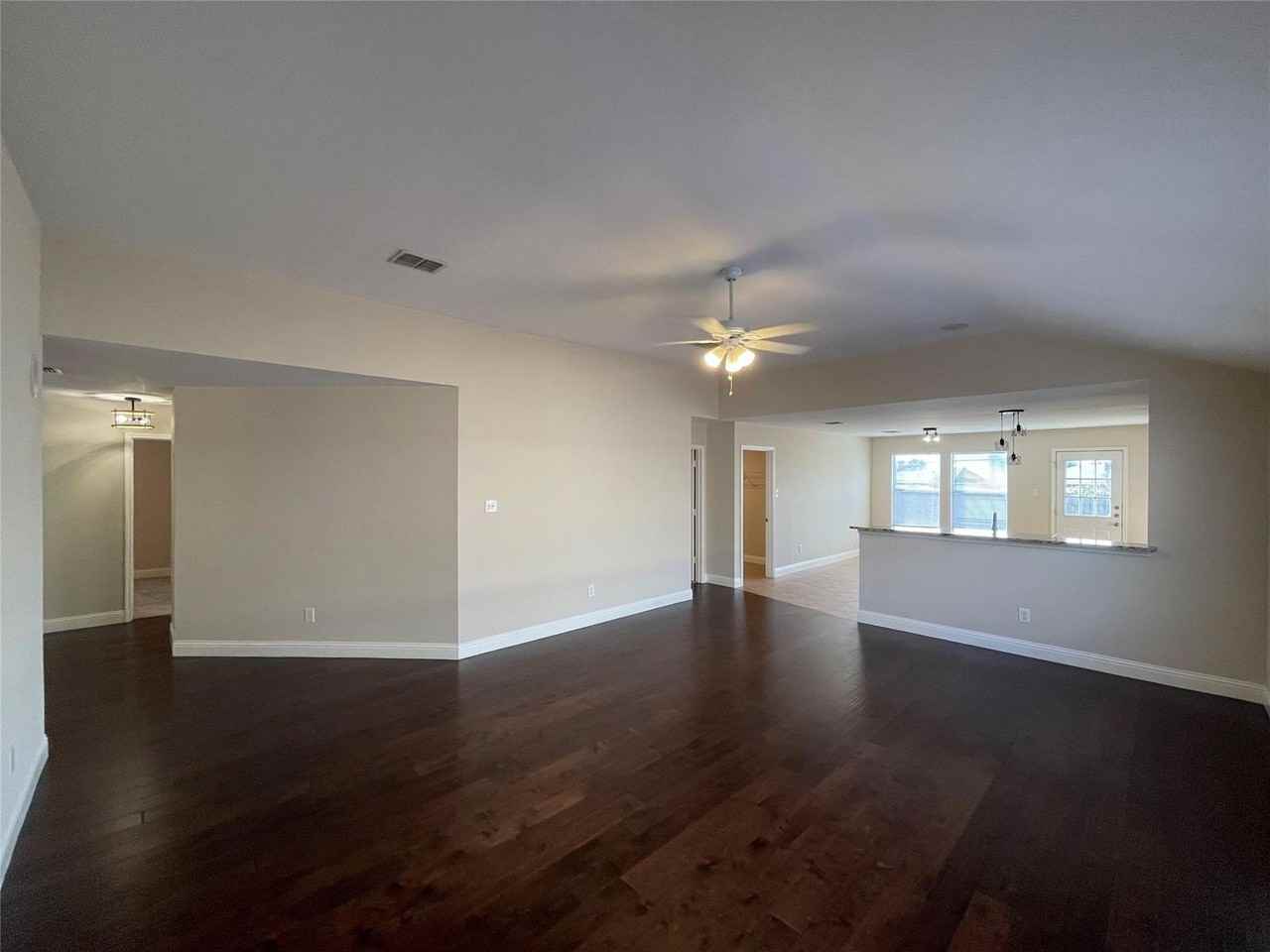 4236 Gladney Ln - Photo 5 of 38