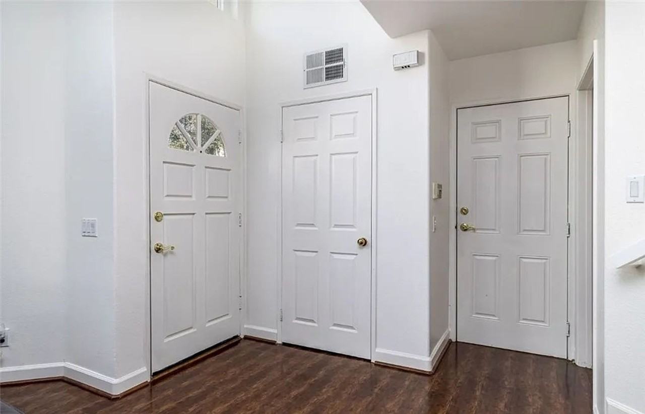 11247 Sierra Pass Pl - Photo 3 of 40