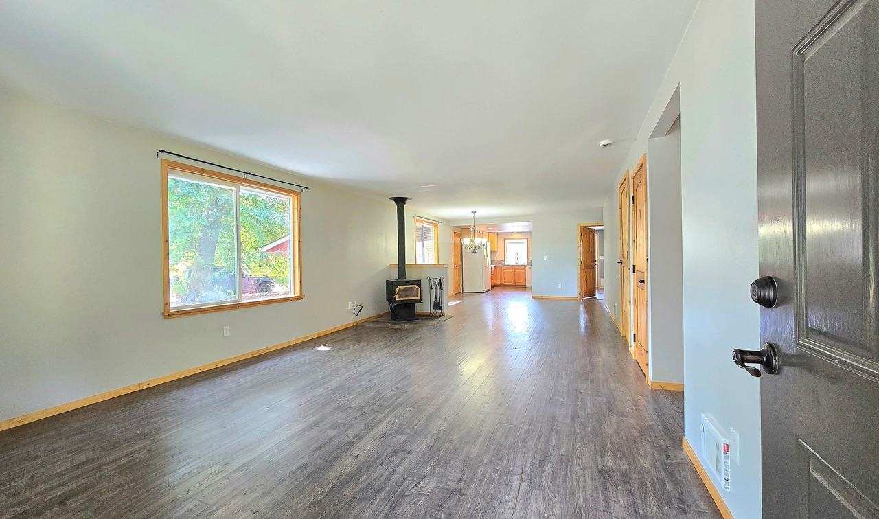 4914 6th Ave Nw - Photo 3 of 35