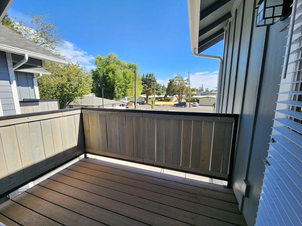 1065 Clearview Ave Ne #201 - Photo 4 of 19