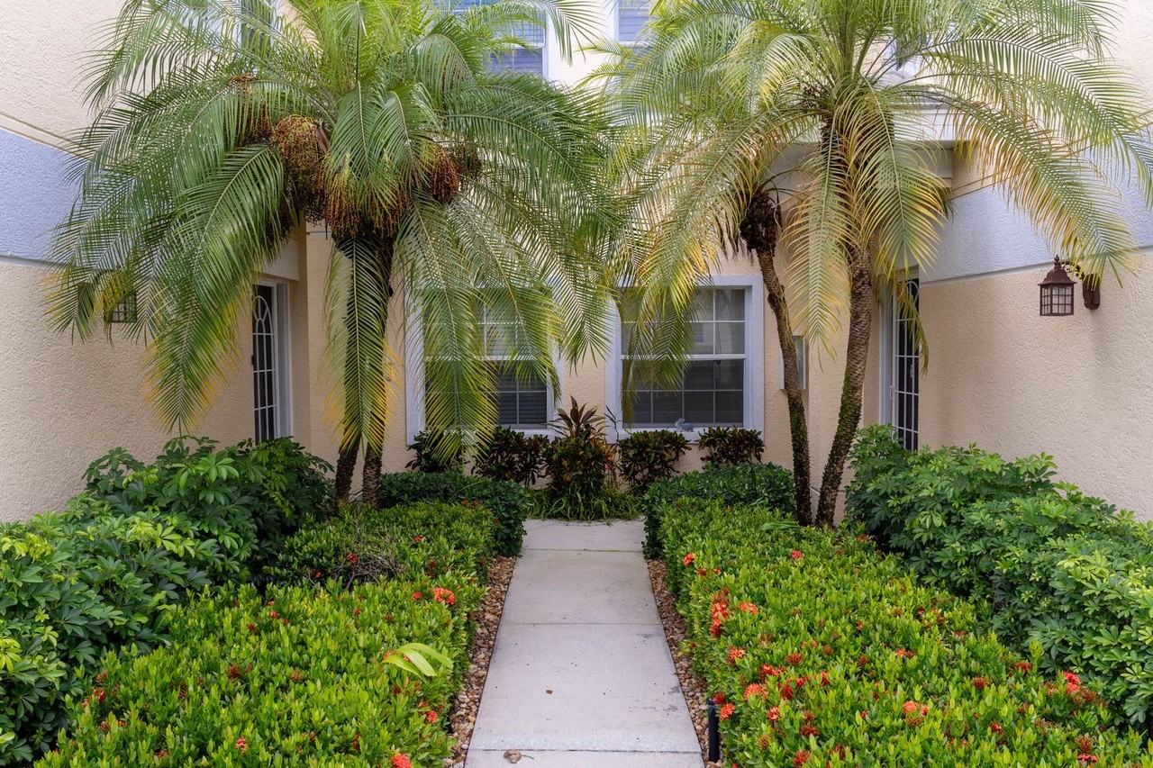 8340 Mystic Greens Way #1501 - Photo 6 of 50