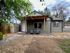 504 1/2 Ne Quimby Ave - Photo 1 of 1