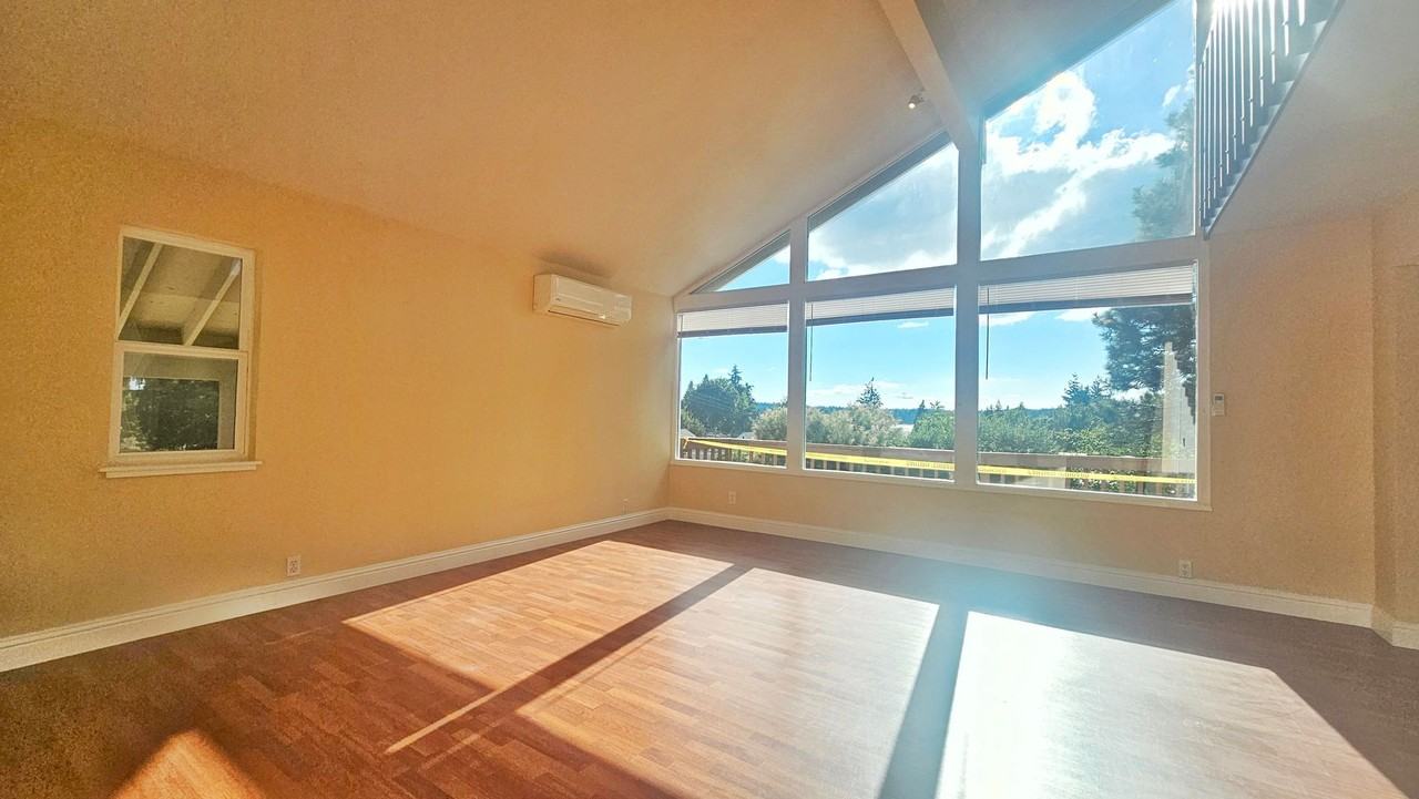 6410 Se 24th St - Photo 5 of 30