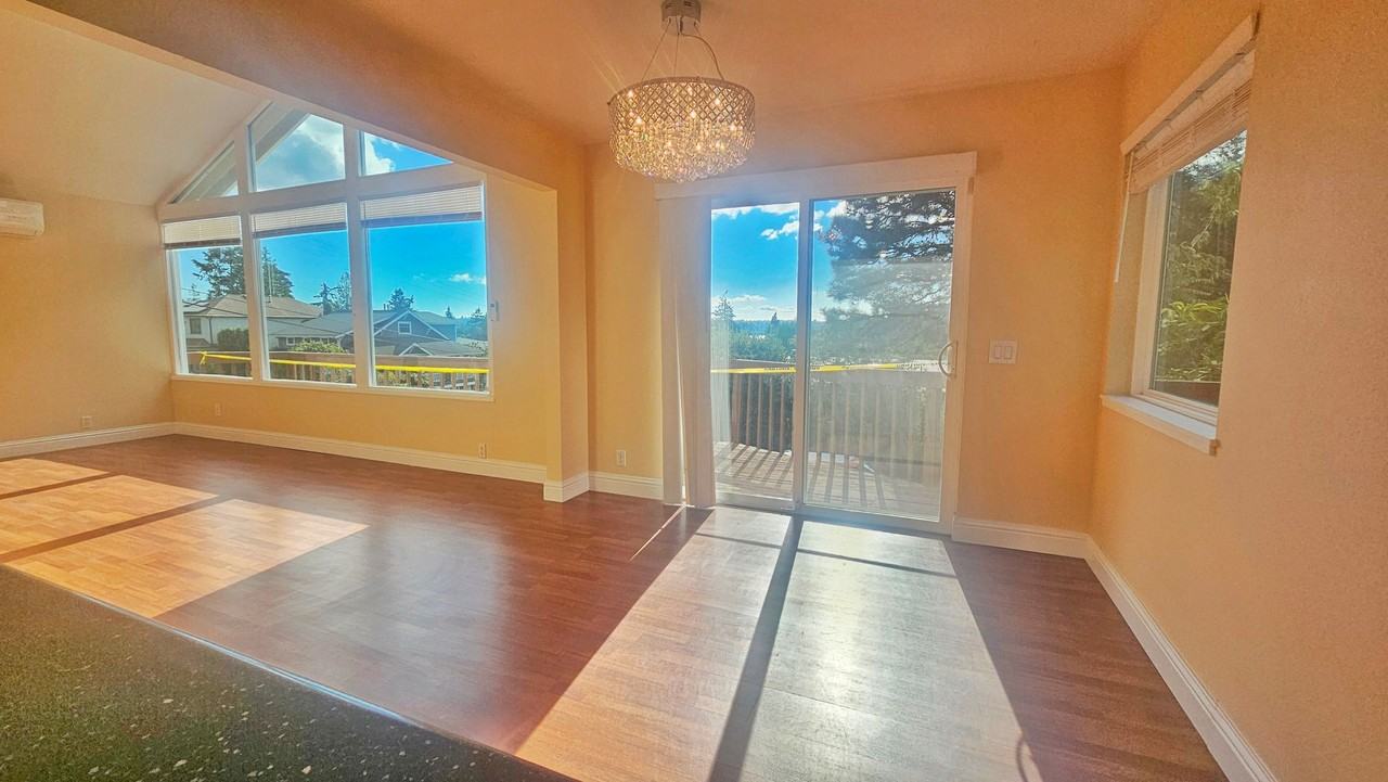 6410 Se 24th St - Photo 7 of 30