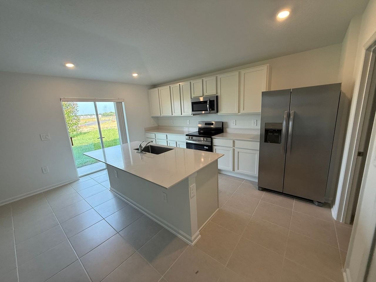 4313 Riverbend Boulevard - Photo 4 of 12