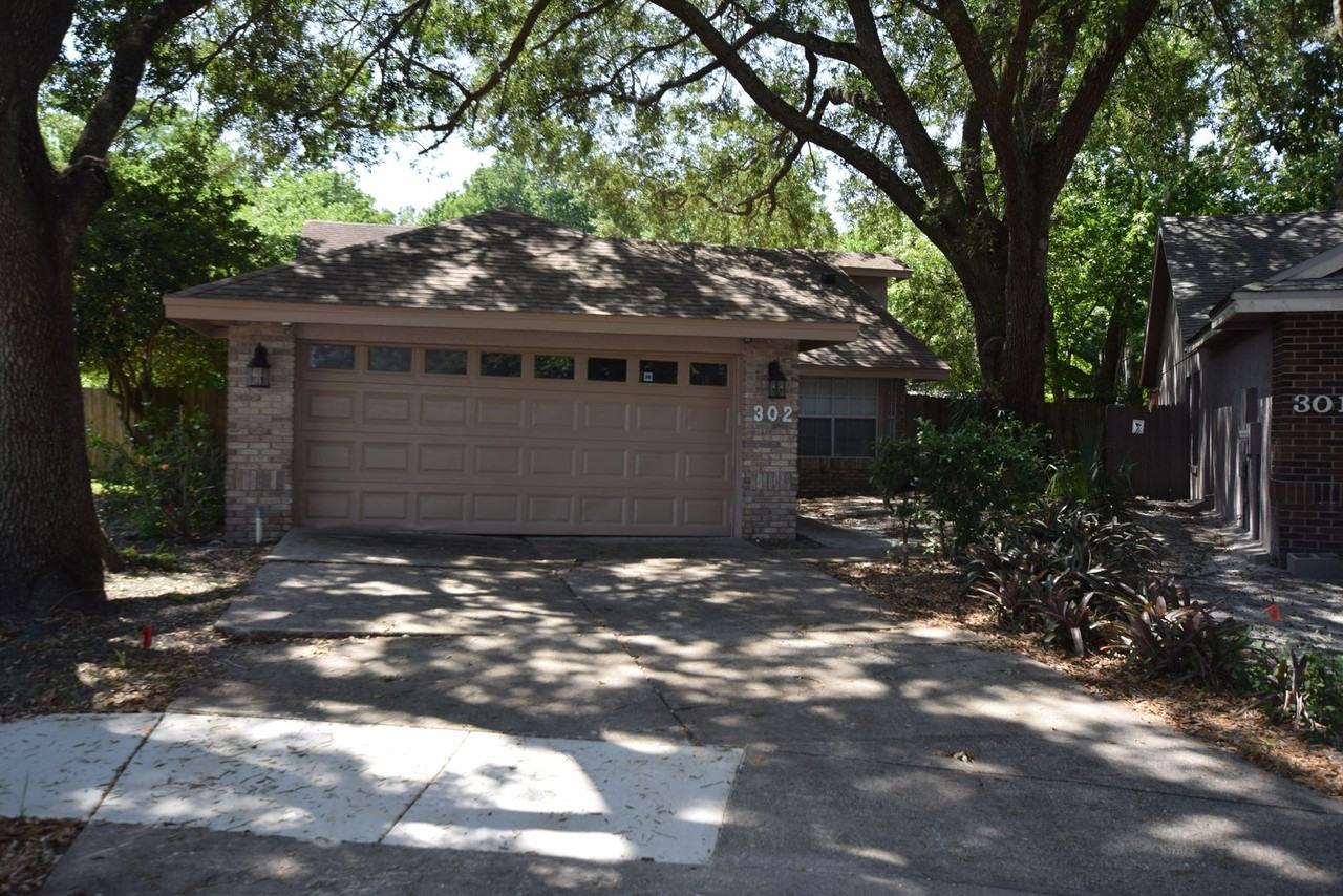 302 Bridie Ct - Photo 2 of 39