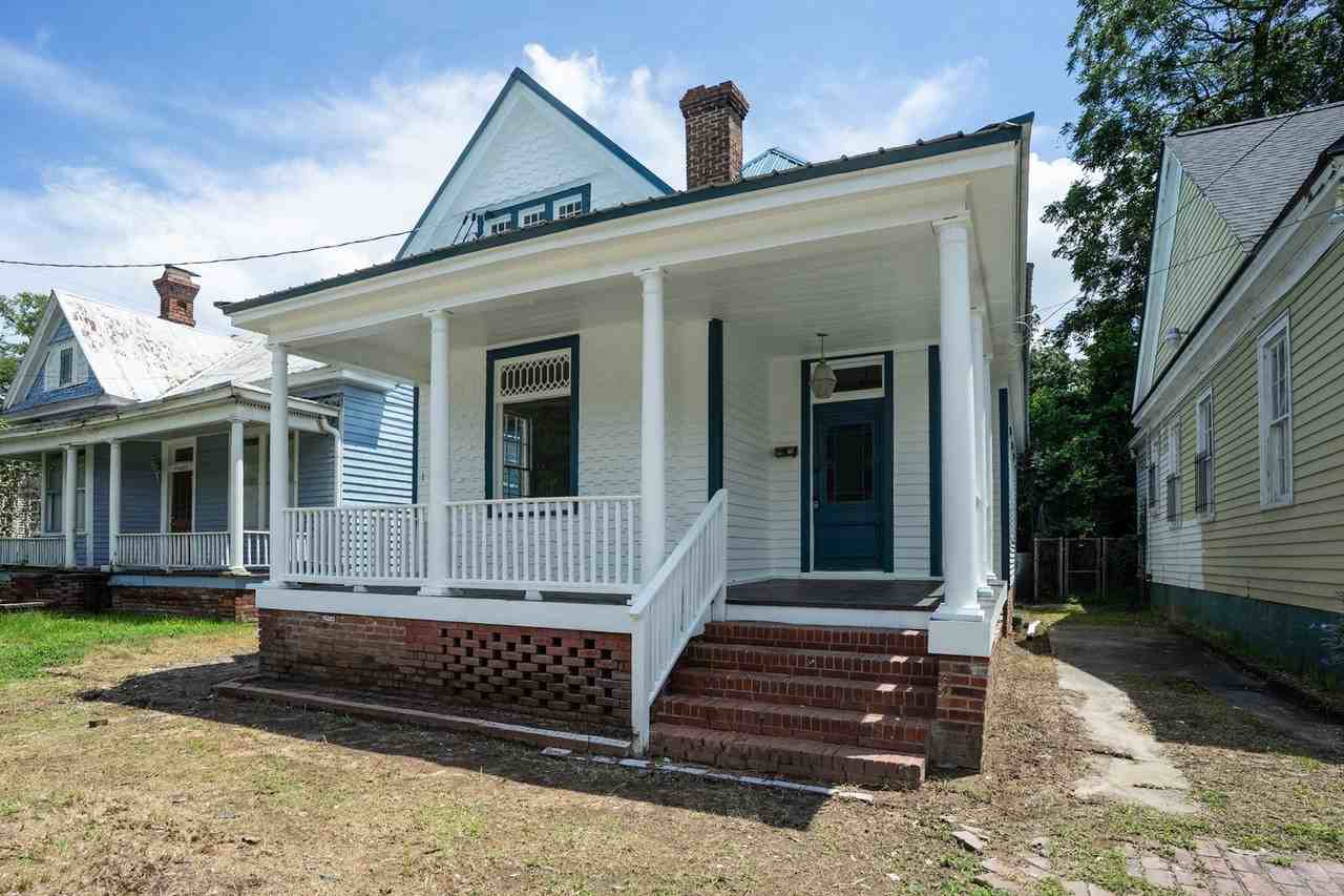 410 3rd St - Photo 3 of 32