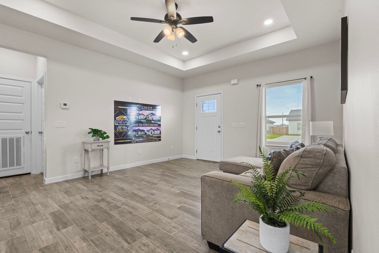 1809 Unity Dr - Photo 5 of 23