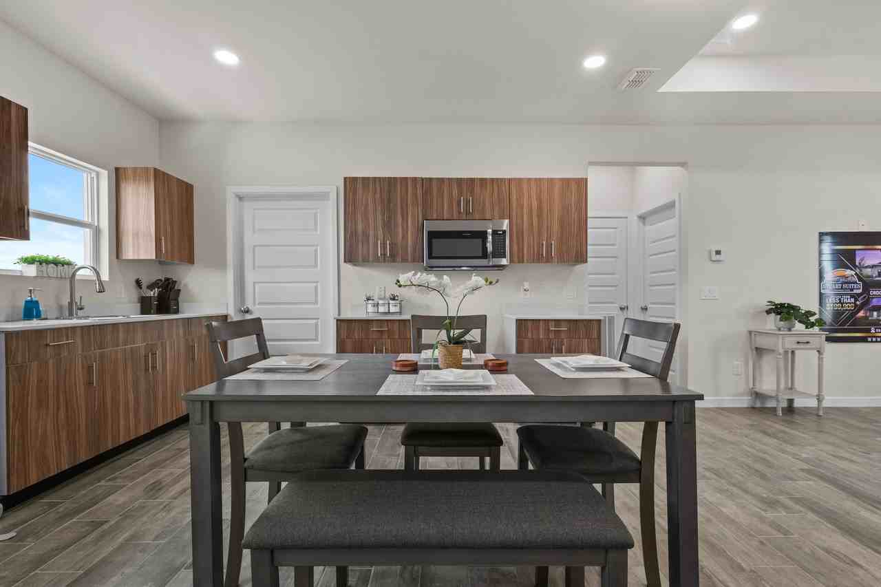 1809 Unity Dr - Photo 6 of 23