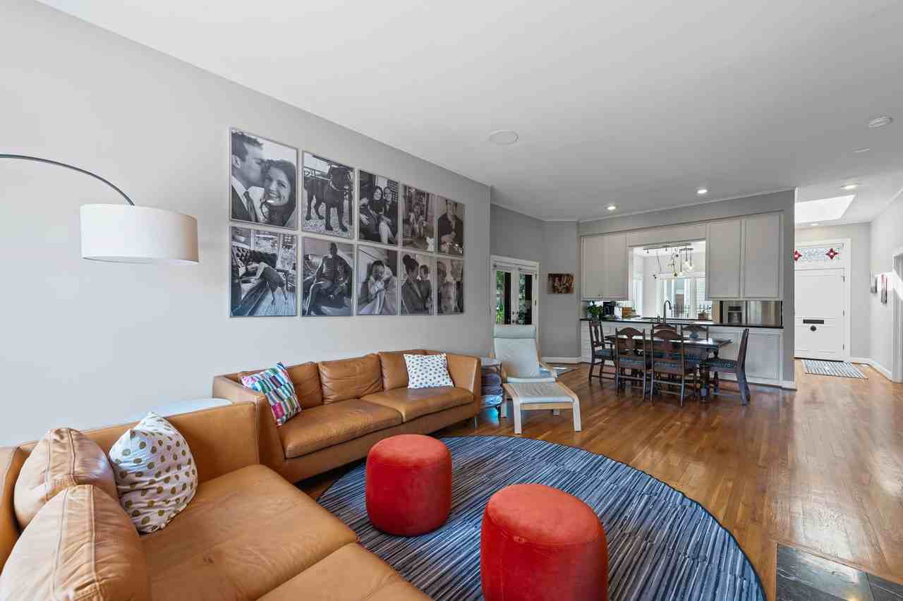 2941 Walnut St - Photo 3 of 50
